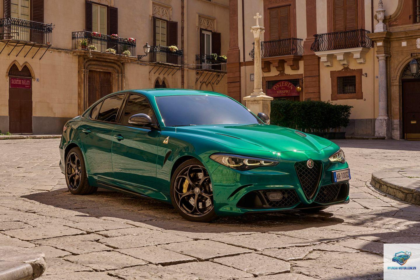 Alfa Romeo Giulia - Hình 2