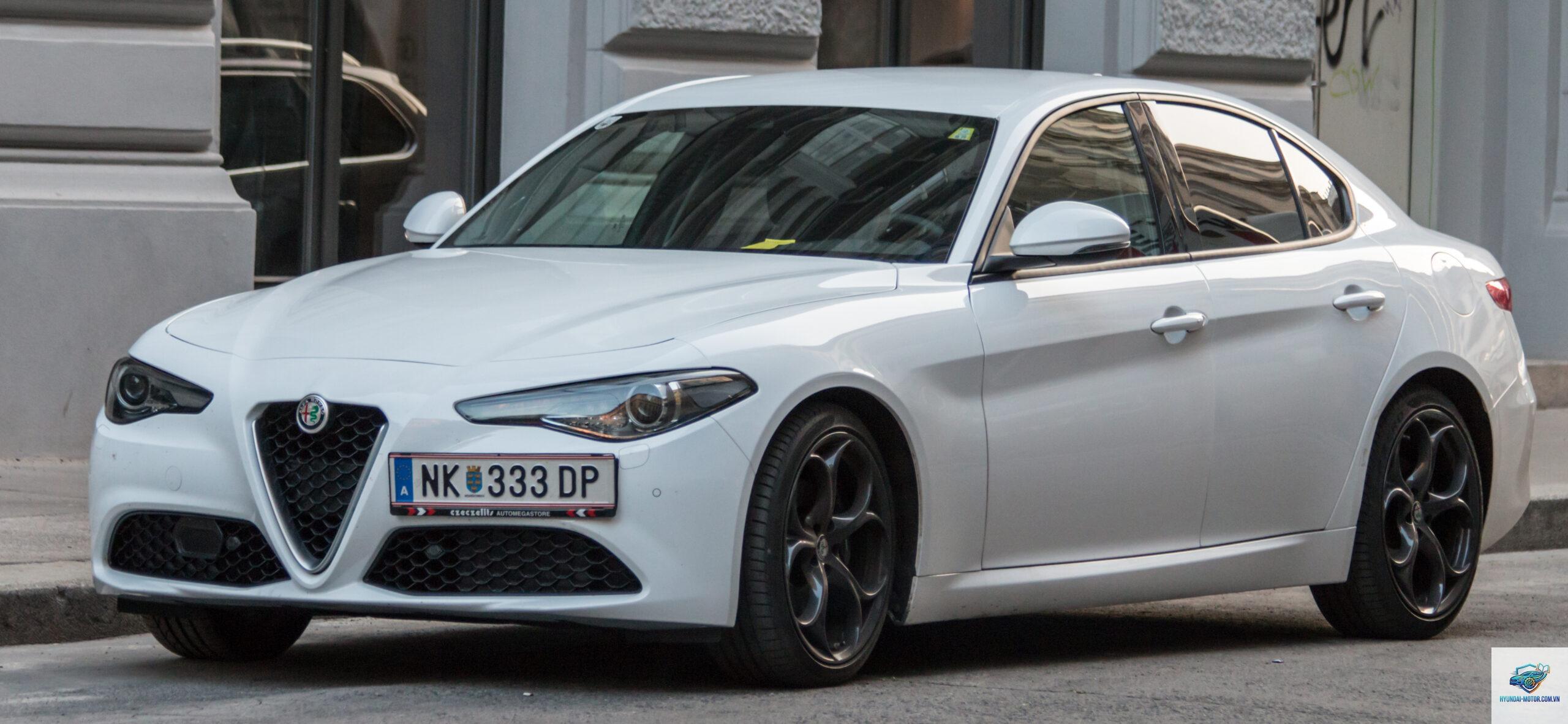 Alfa Romeo Giulia - Hình 3