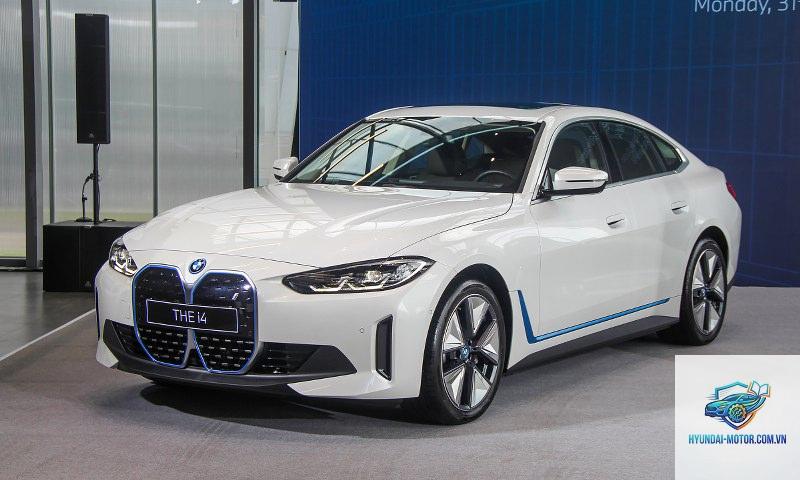 BMW i4 - Hình 2