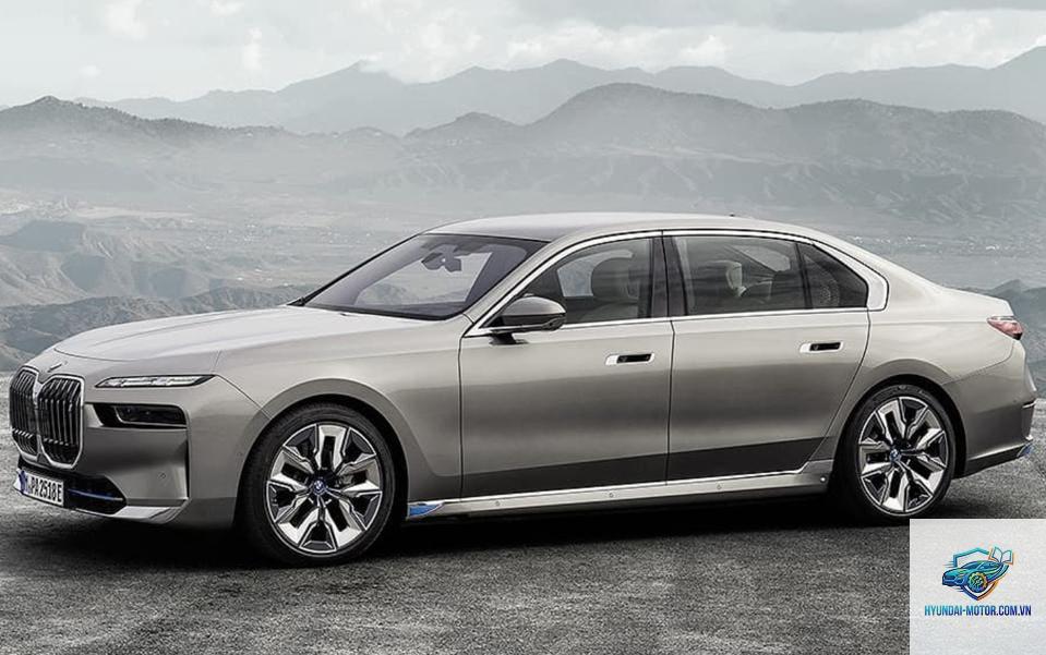 BMW i7 - Hình 4