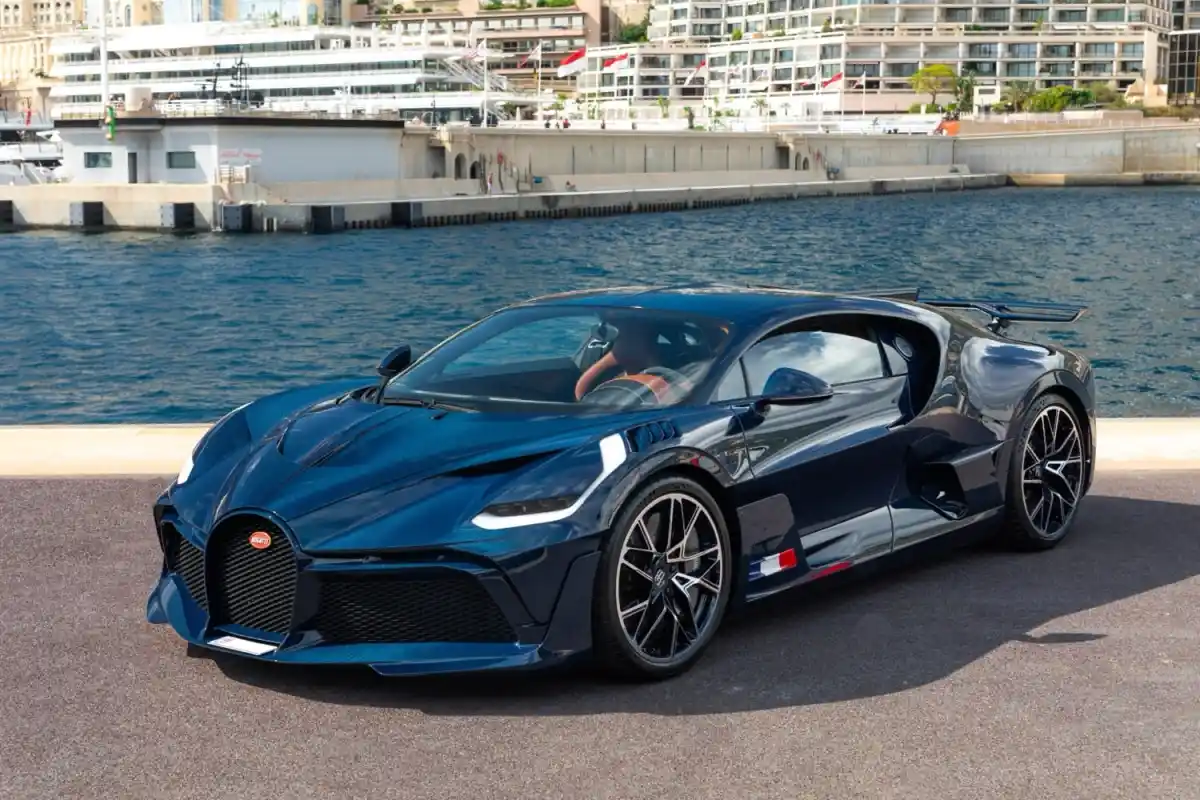 Bugatti Divo - Hình 4