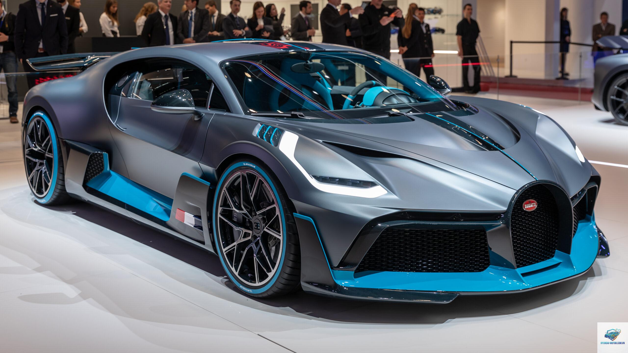 Bugatti Divo - Hình 1