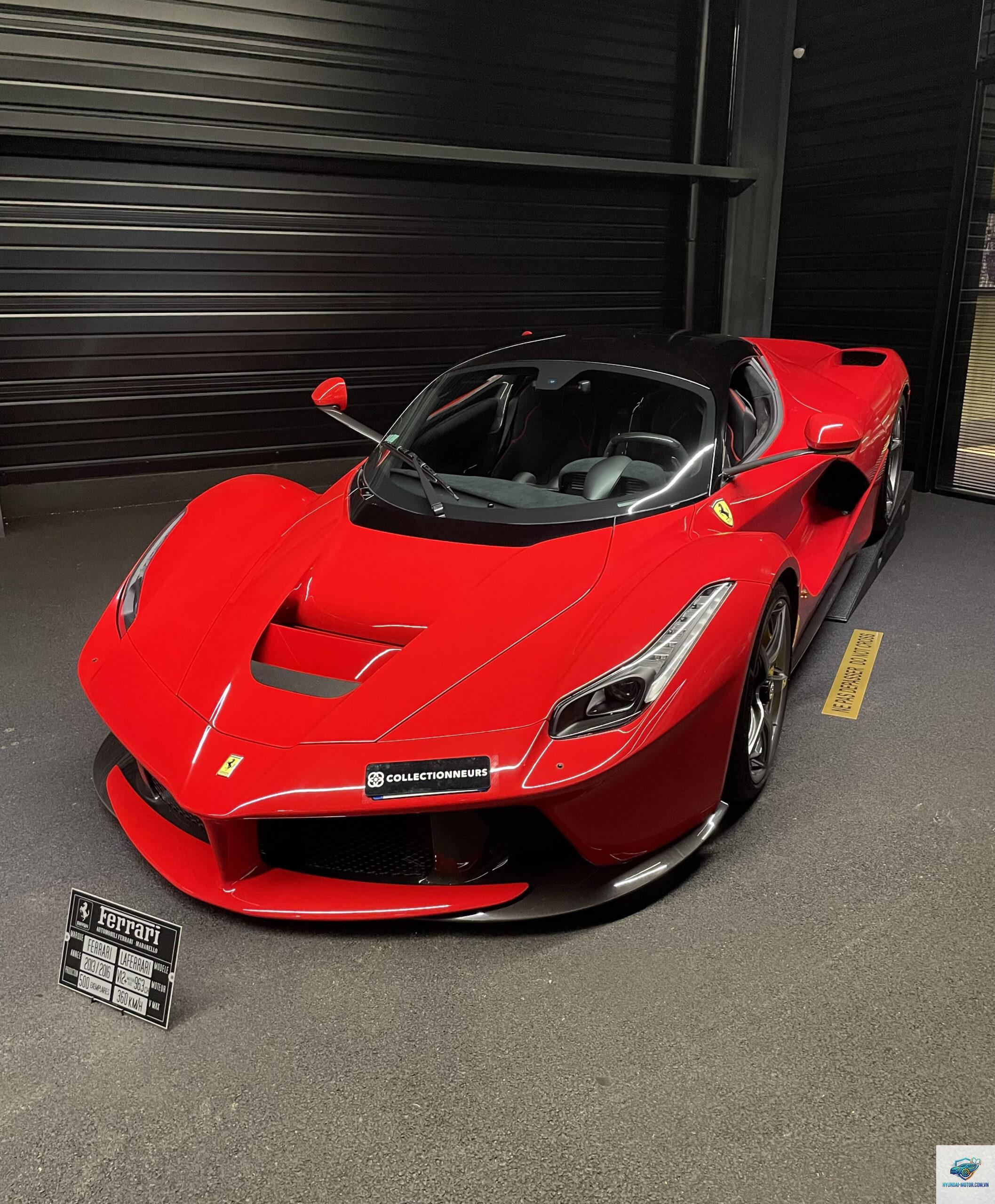 Ferrari LaFerrari - Hình 2