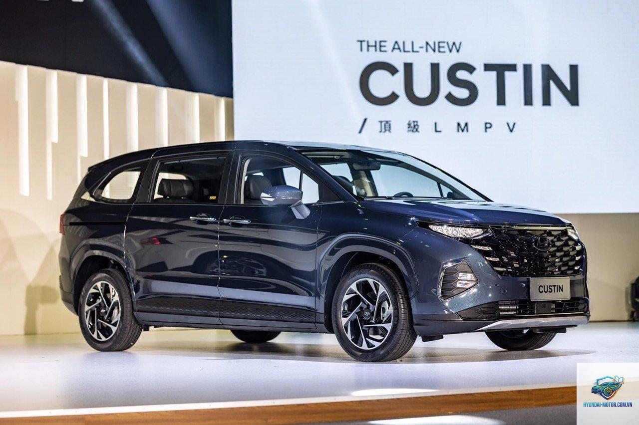 Hyundai Custo - Hình 2