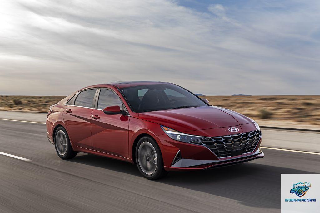 Hyundai Elantra - Hình 5