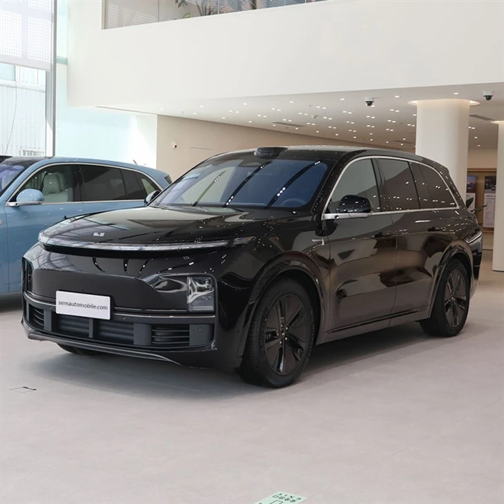 Li Auto L8 - Hình 2