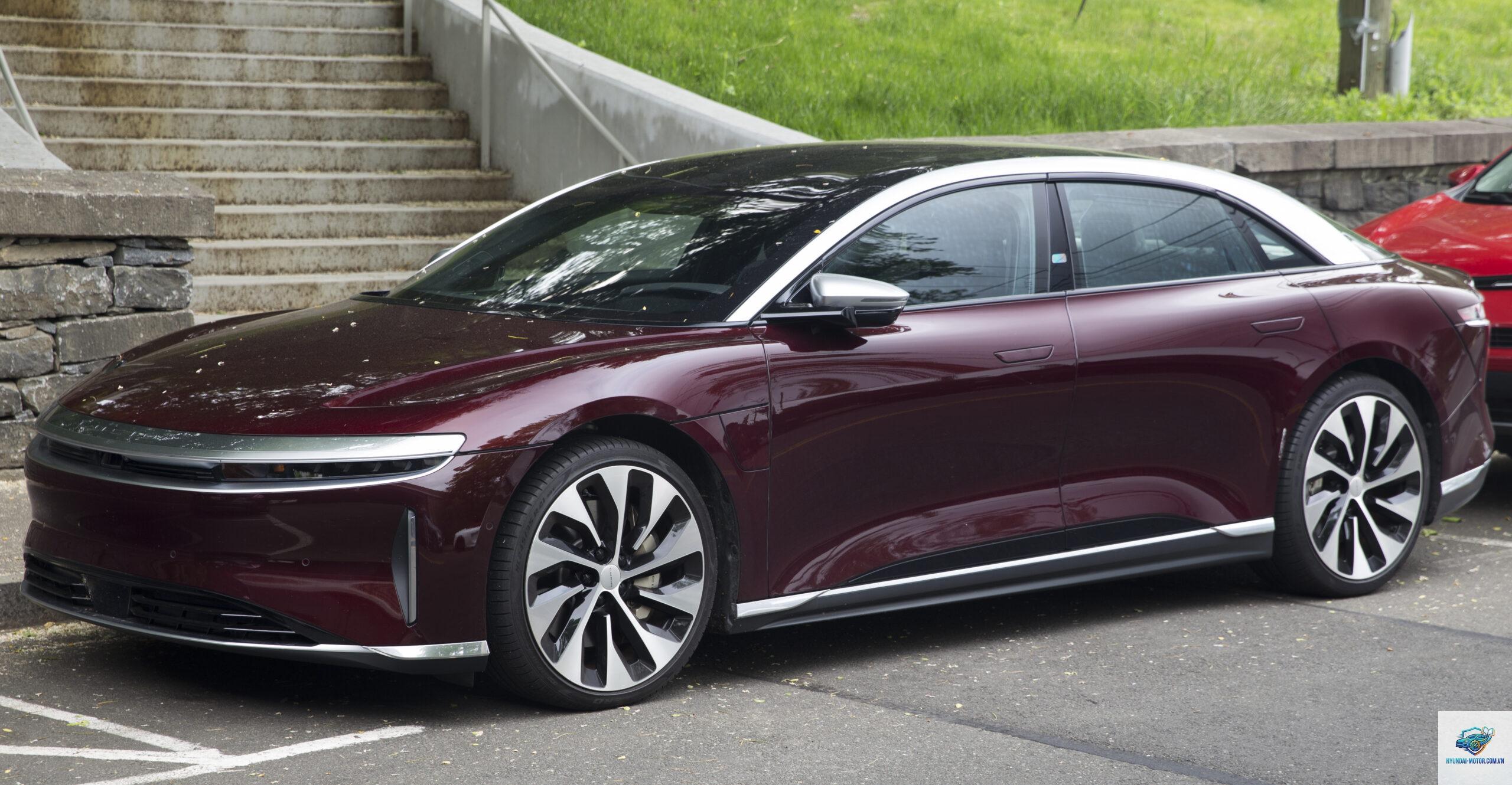 Lucid Air - Hình 1