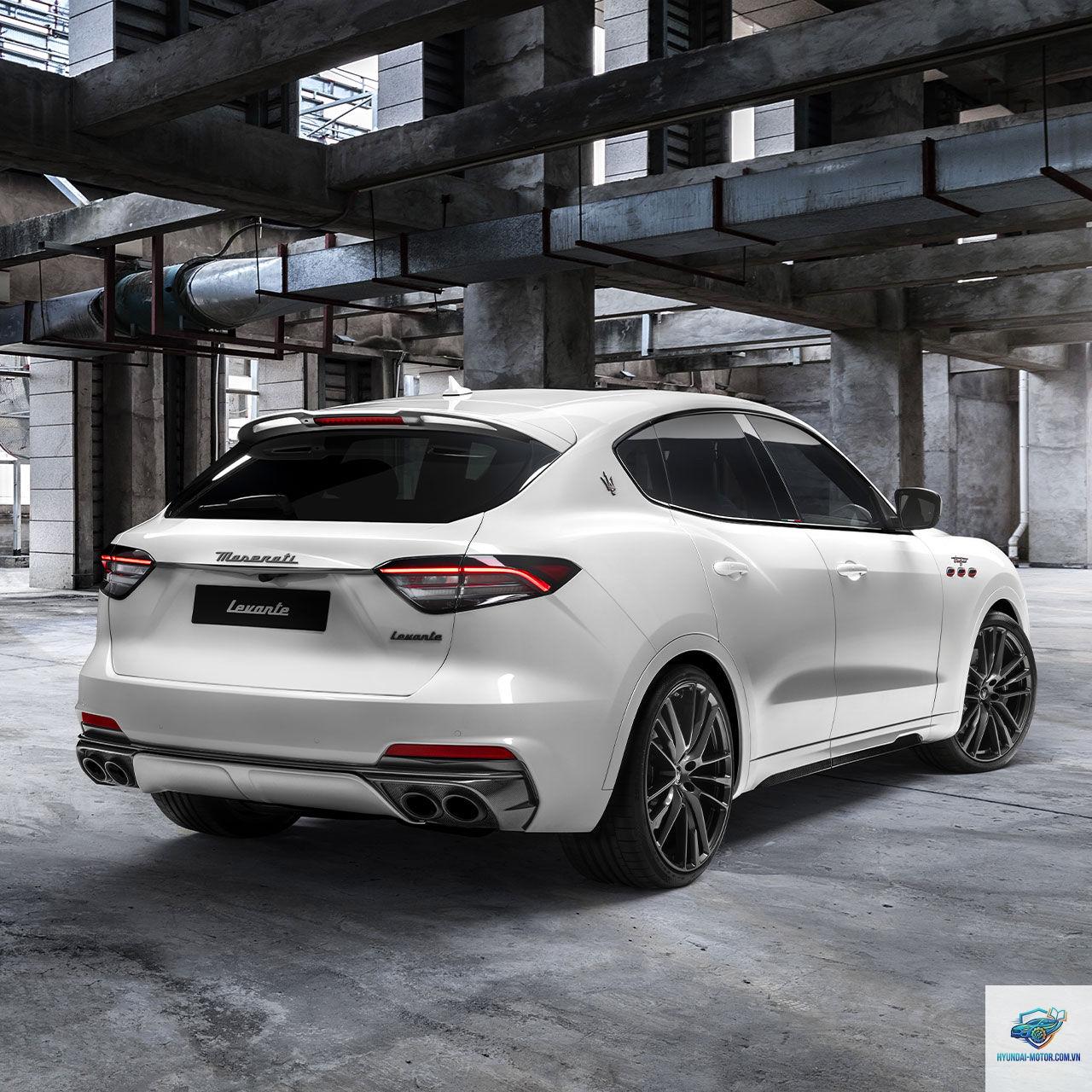 Maserati Levante - Hình 4