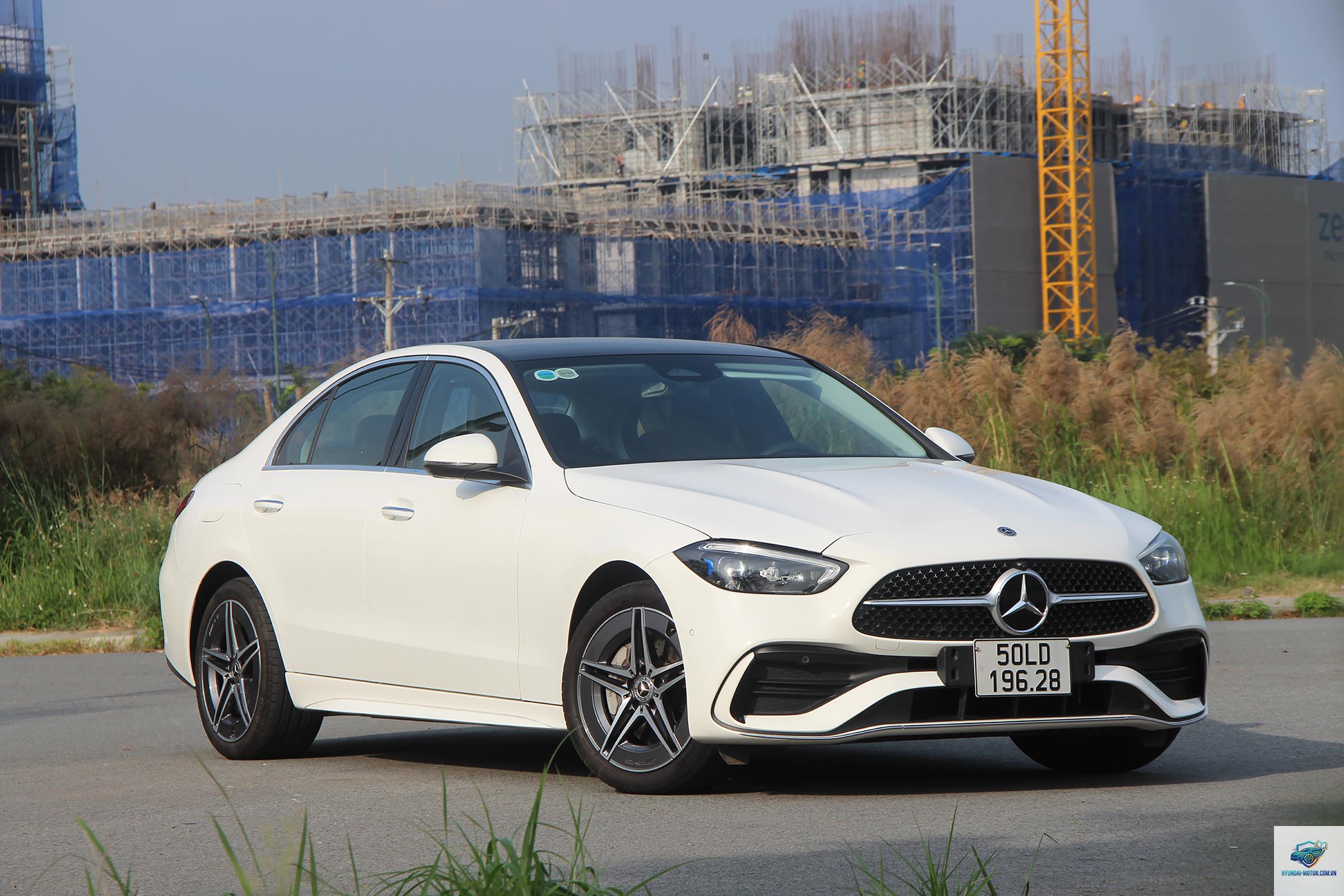 Mercedes C-Class - Hình 3