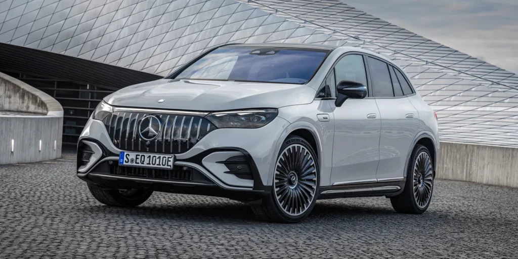 Mercedes EQE