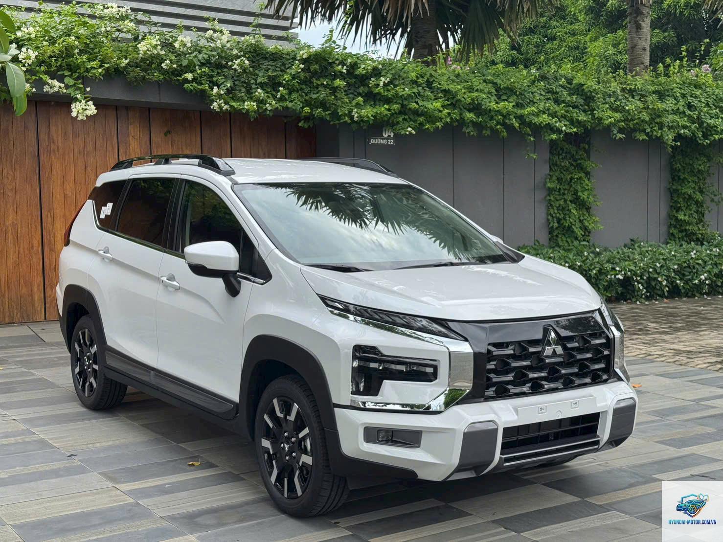 Mitsubishi Xpander - Hình 2