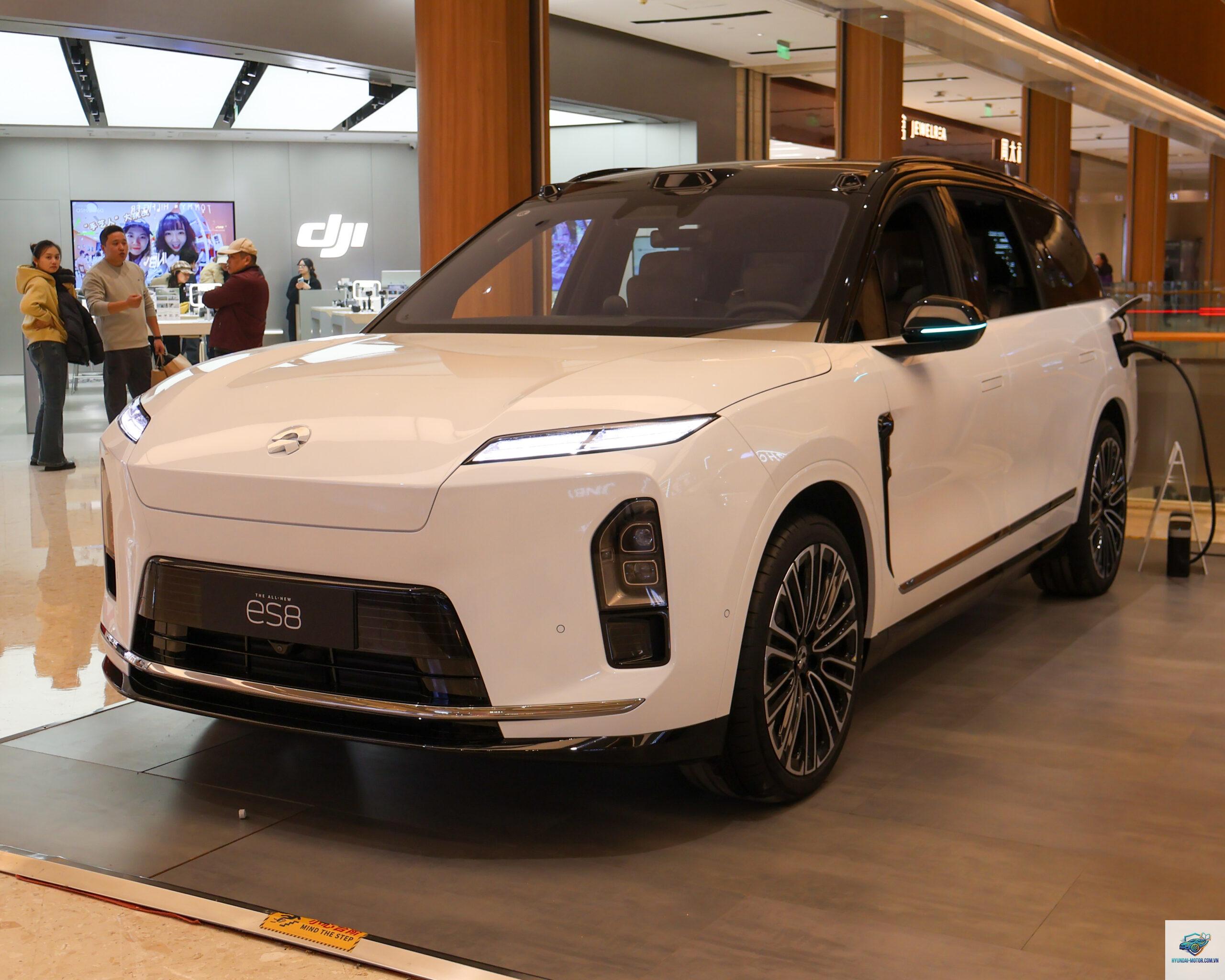 NIO ES8 - Hình 2