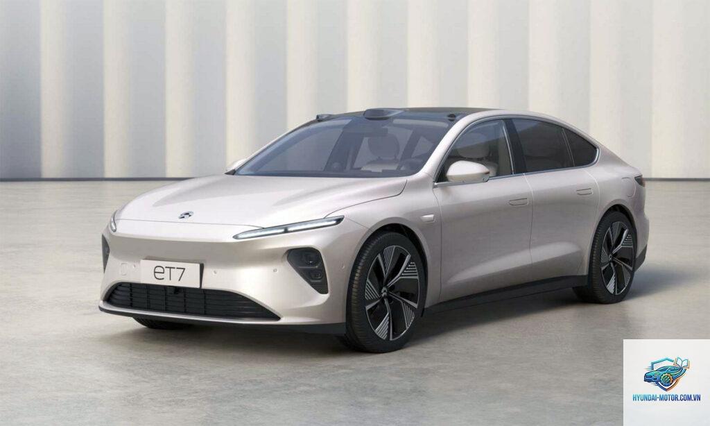 NIO ET7