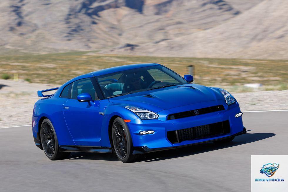 Nissan GT-R - Hình 2