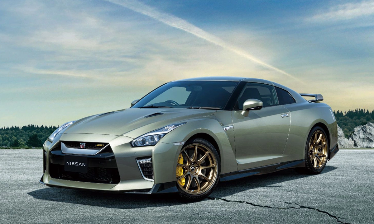 Nissan GT-R - Hình 4