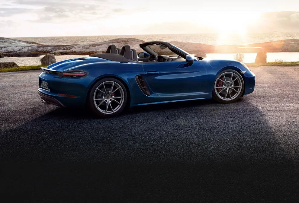 Porsche 718 Boxster - Hình 1