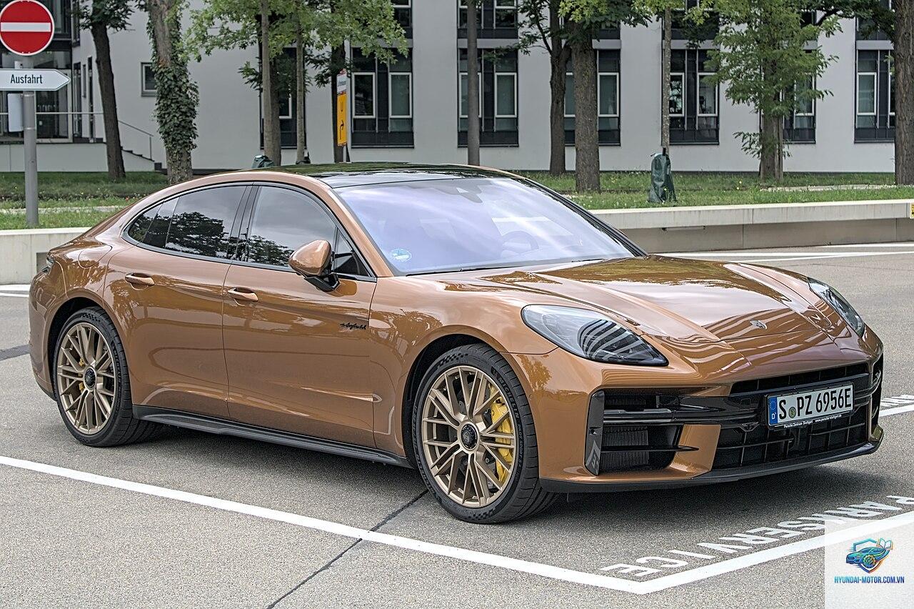 Porsche Panamera - Hình 2