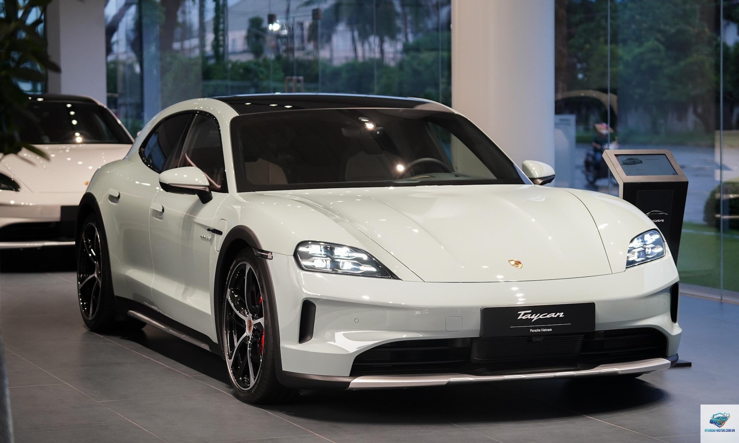 Porsche Taycan - Hình 4