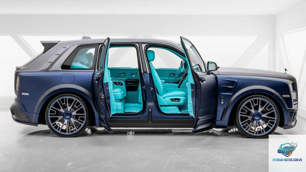 Rolls-Royce Cullinan - Hình 3