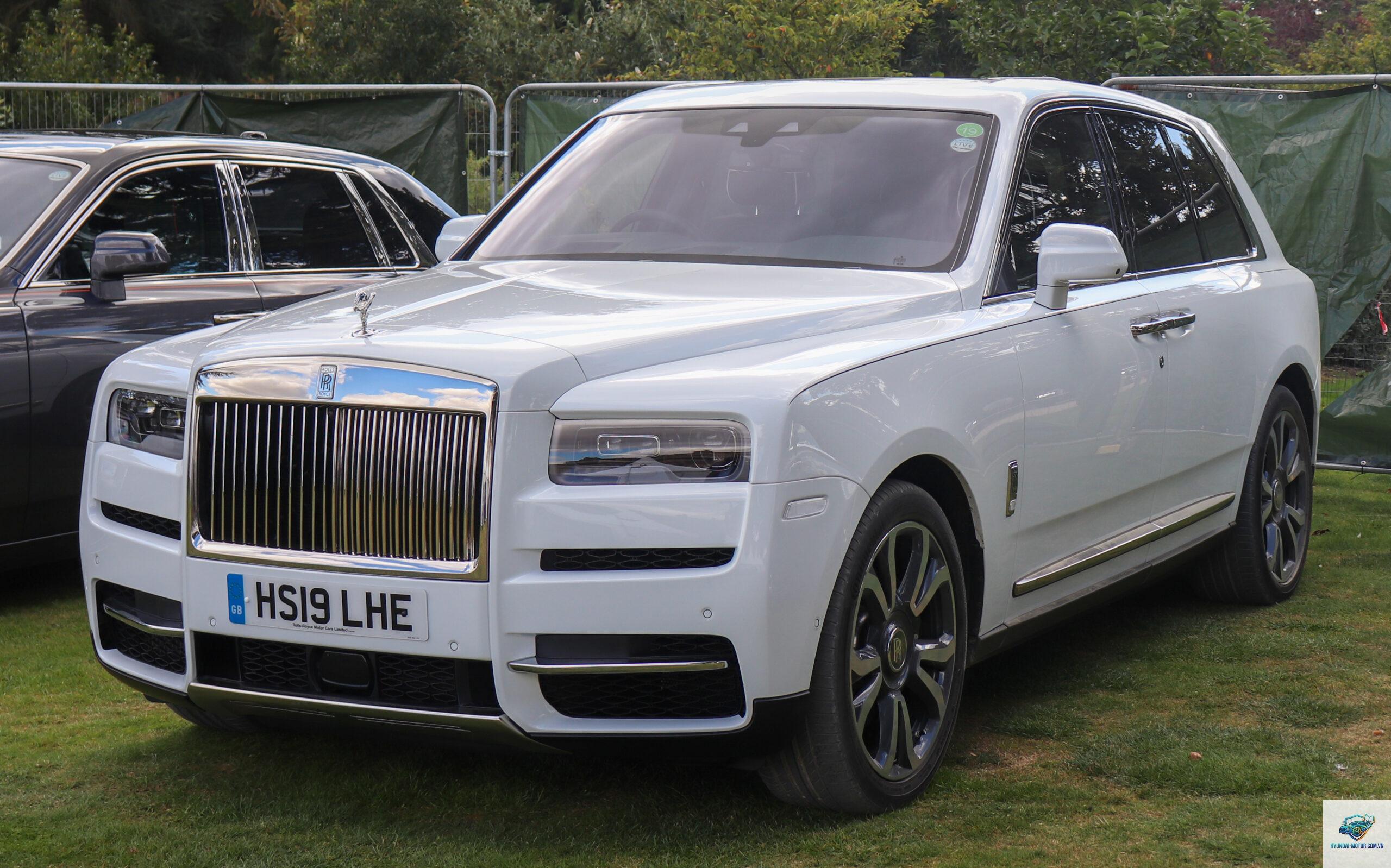 Rolls-Royce Cullinan - Hình 1