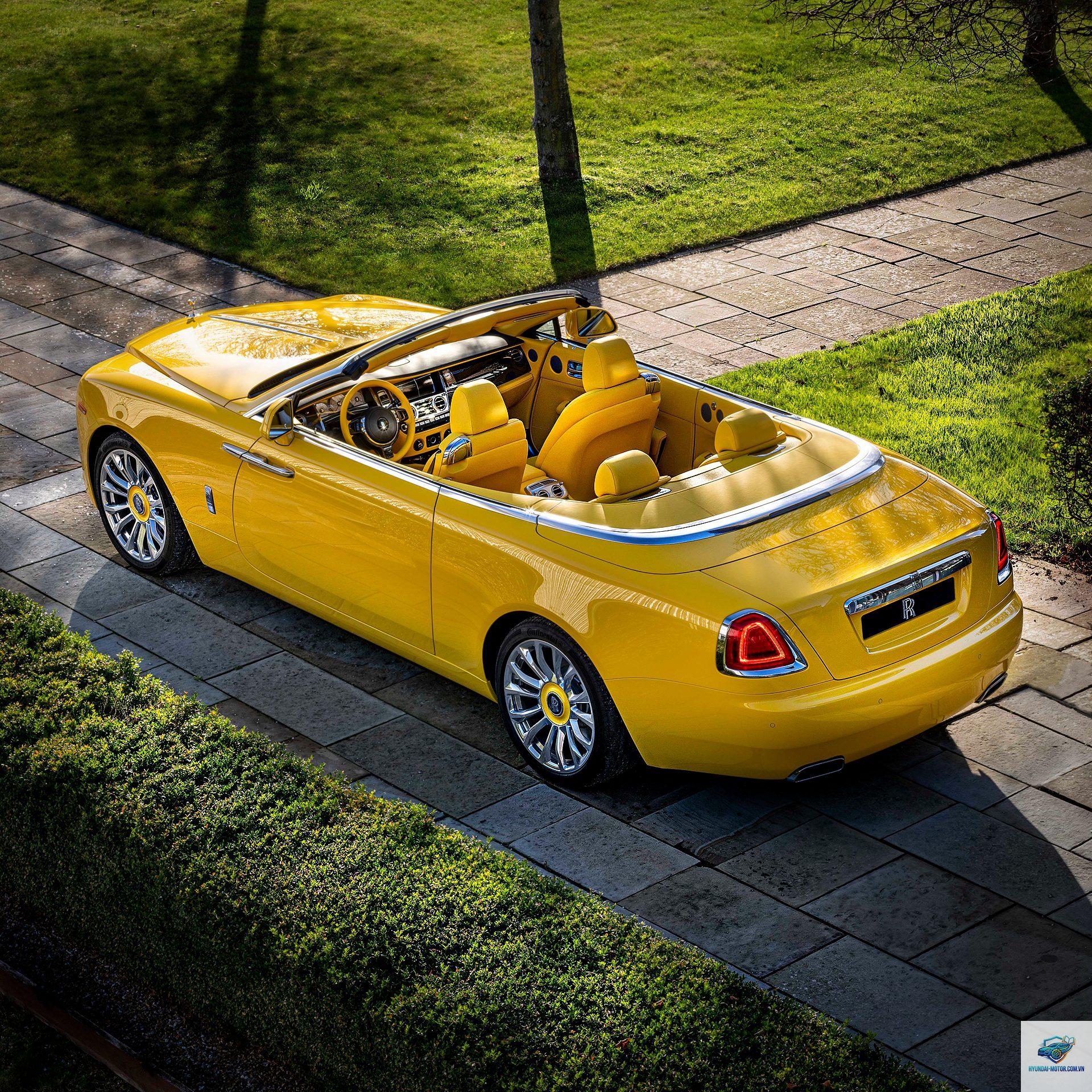 Rolls-Royce Dawn - Hình 2