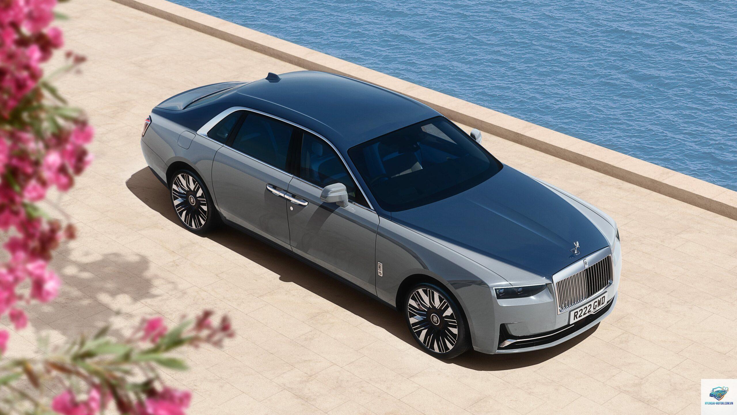 Rolls-Royce Ghost - Hình 1