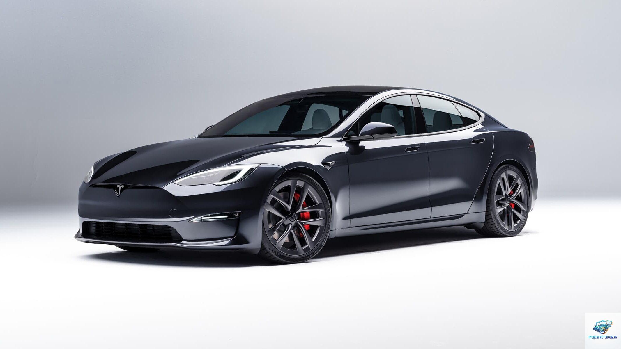 Tesla Model S - Hình 1