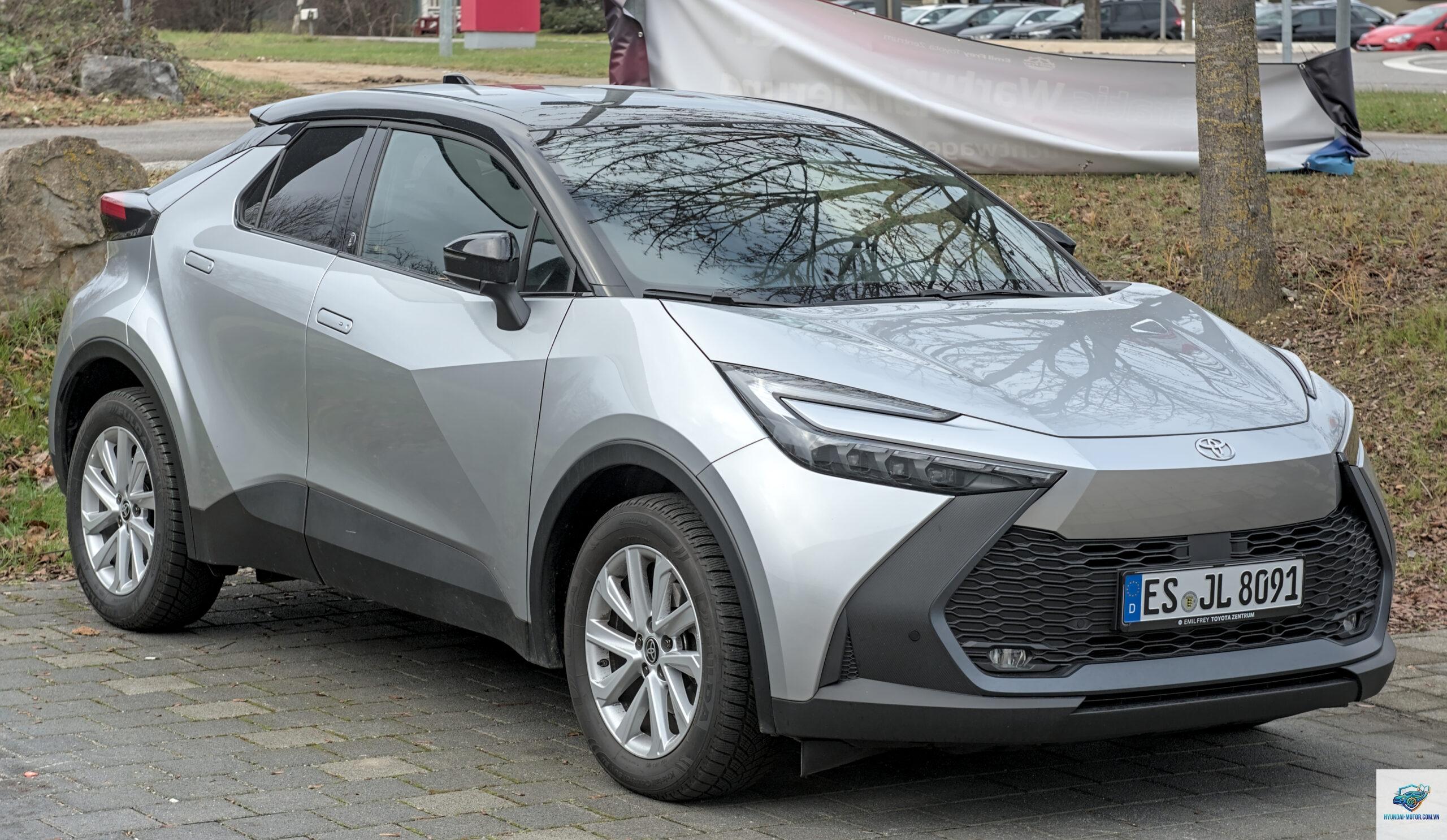 Toyota C-HR - Hình 3