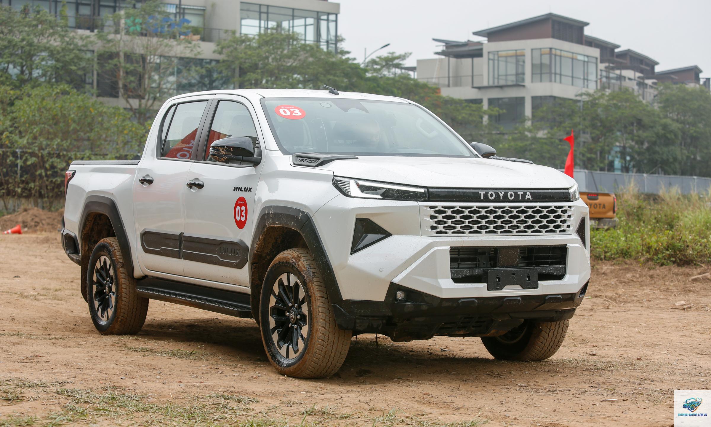 Toyota Hilux - Hình 1