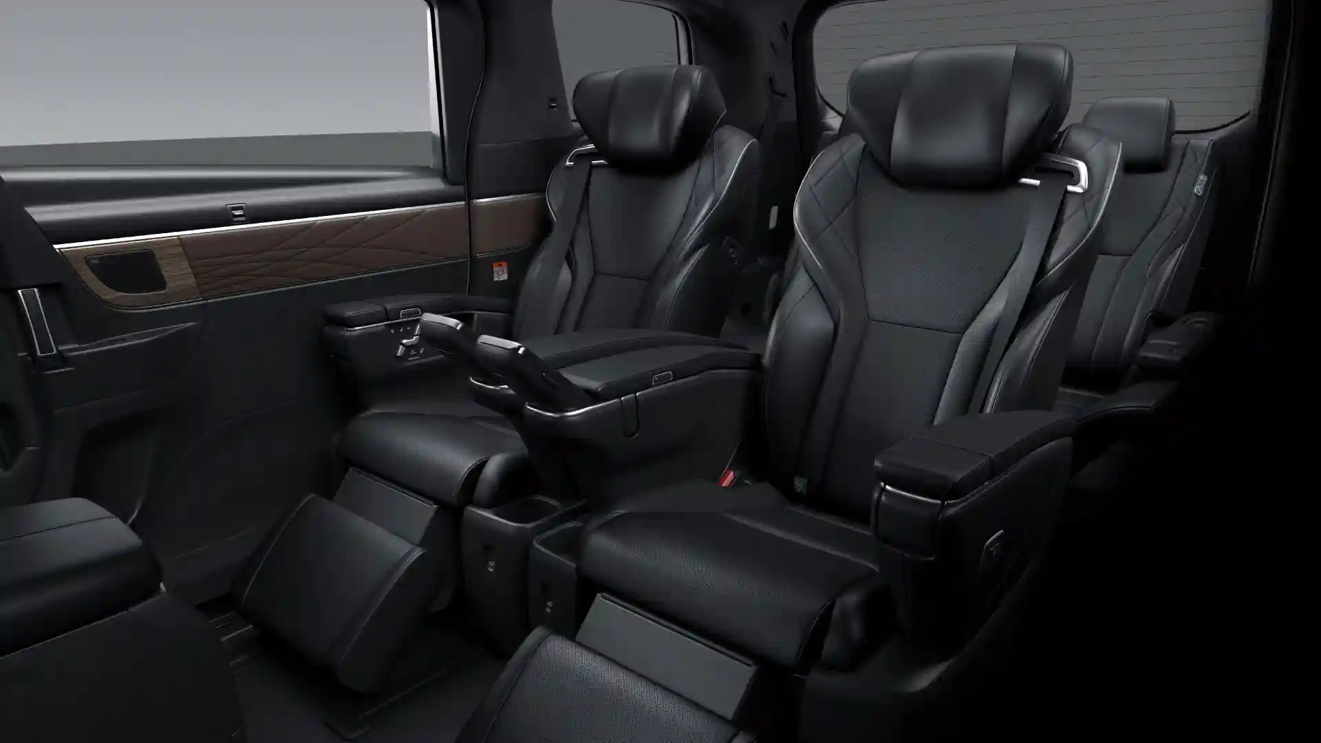 Toyota Vellfire - Hình 3