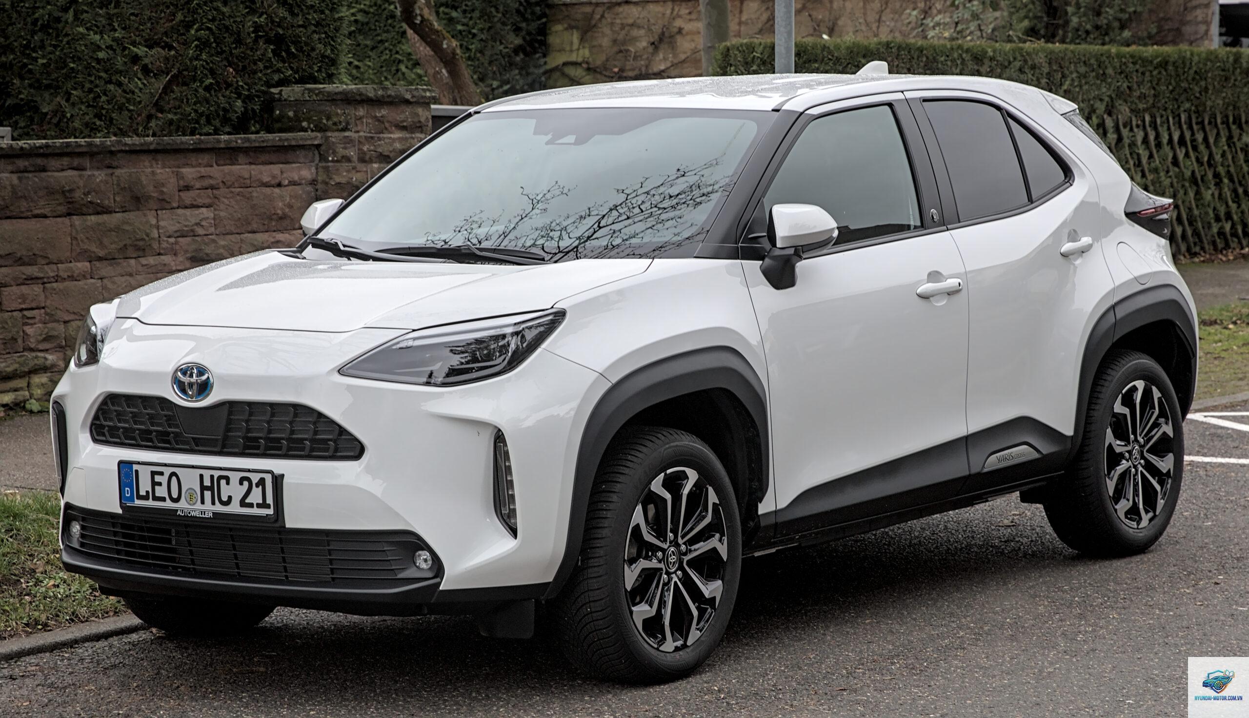 Toyota Yaris - Hình 3