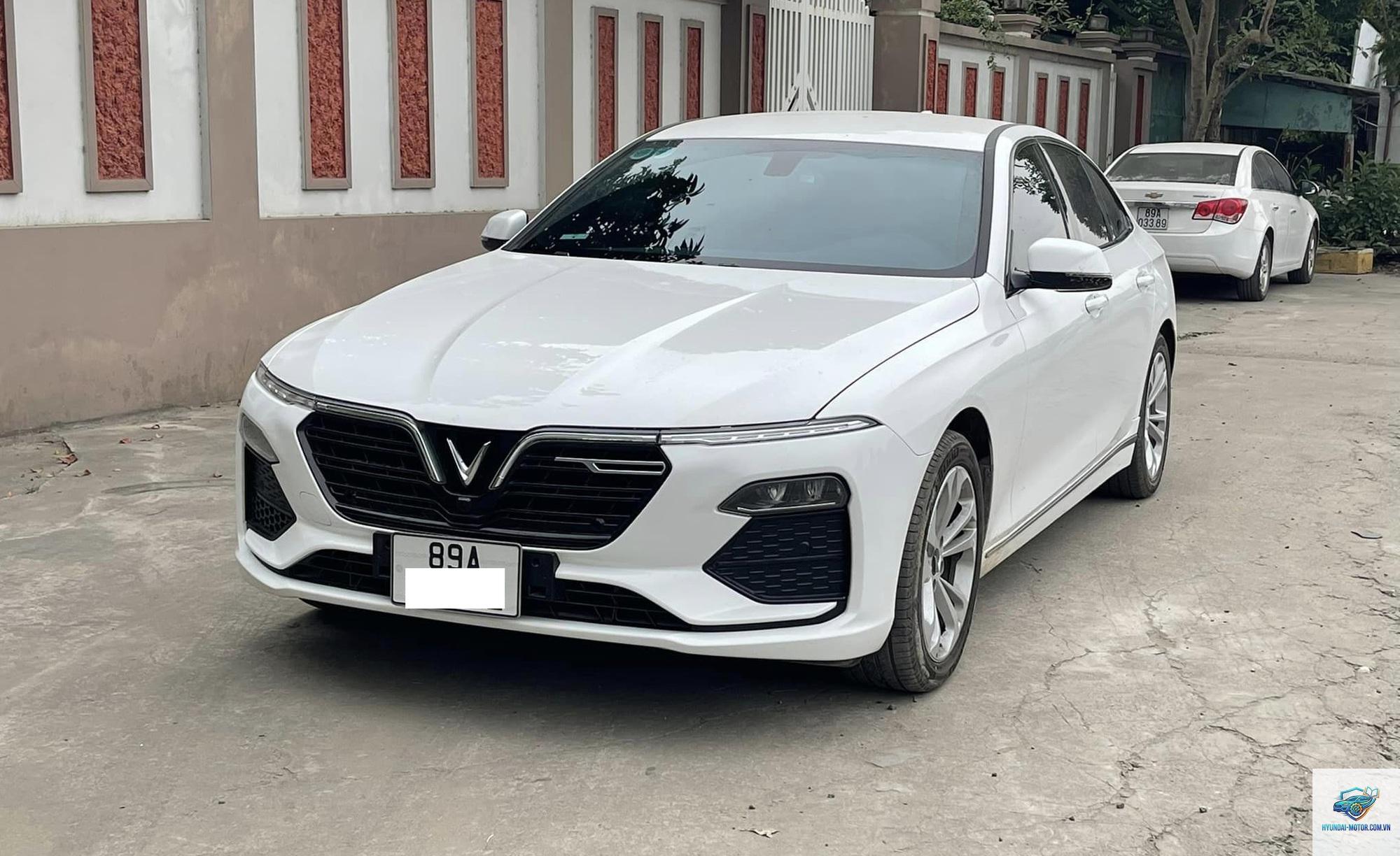 VinFast Lux A2.0 - Hình 2