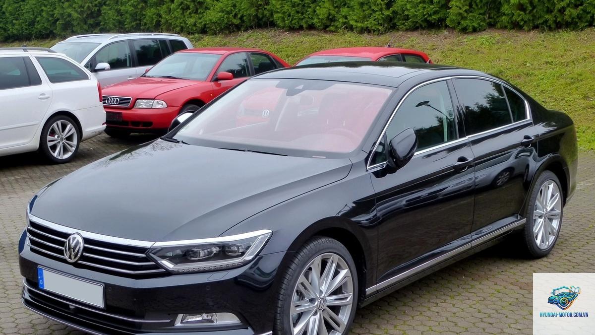 Volkswagen Passat - Hình 4