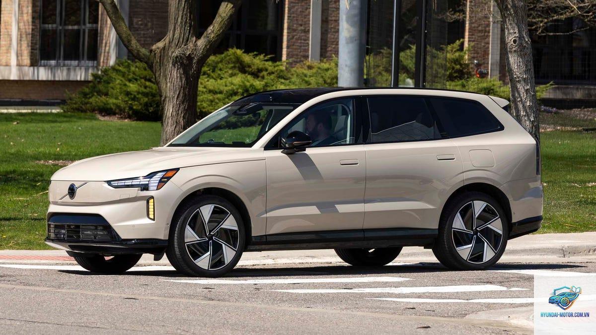 Volvo EX90 - Hình 1