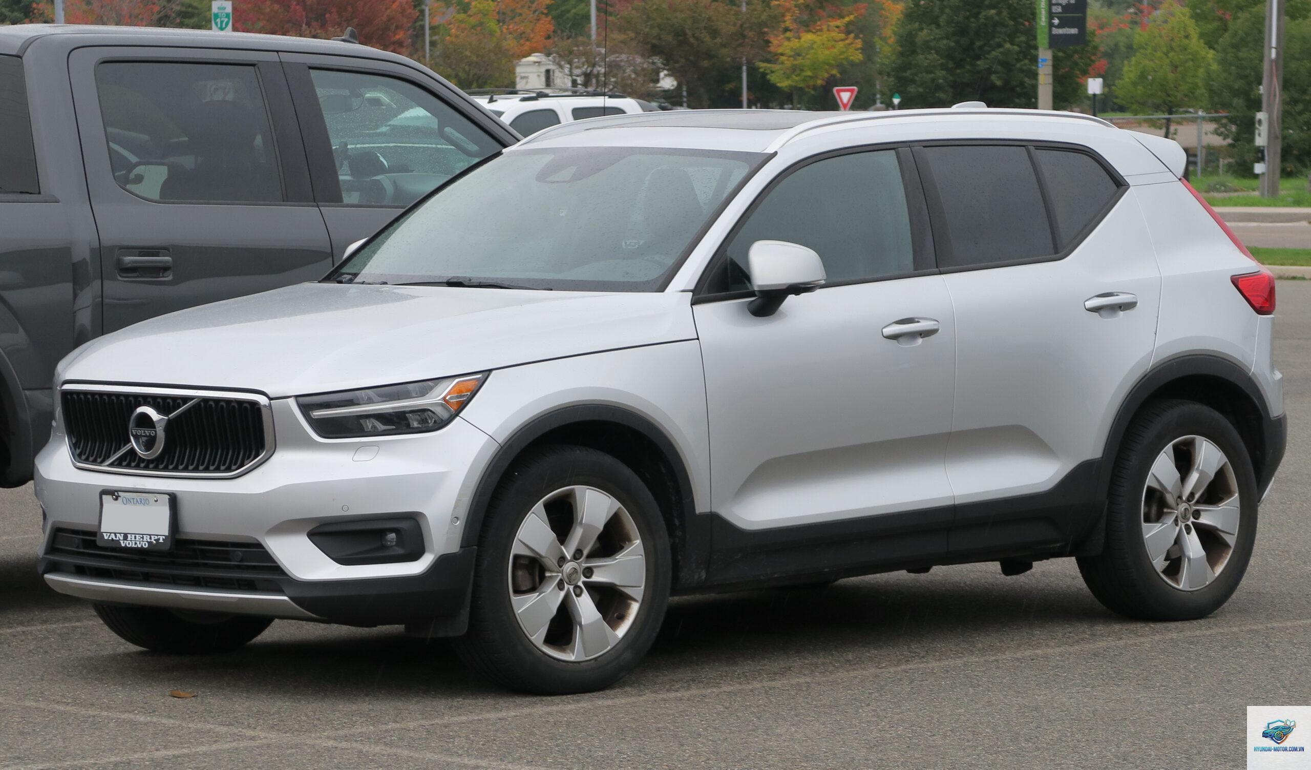Volvo XC40 - Hình 3