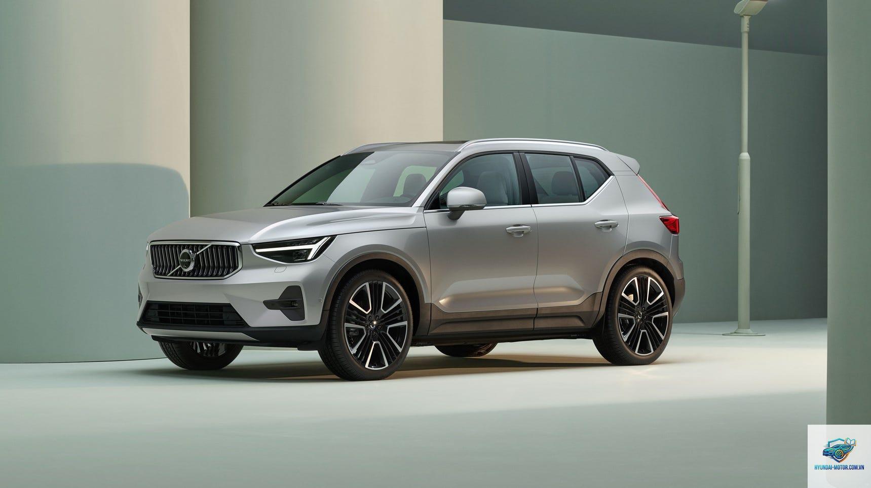 Volvo XC40 - Hình 1