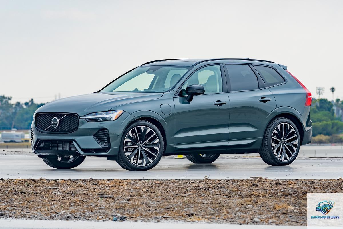 Volvo XC60 - Hình 3