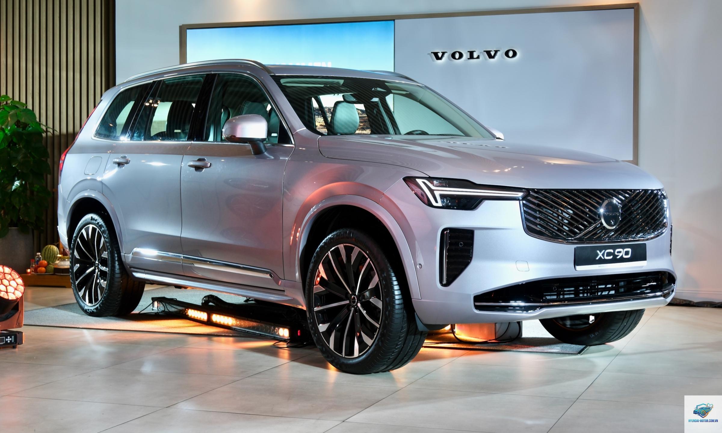 Volvo XC90 - Hình 4