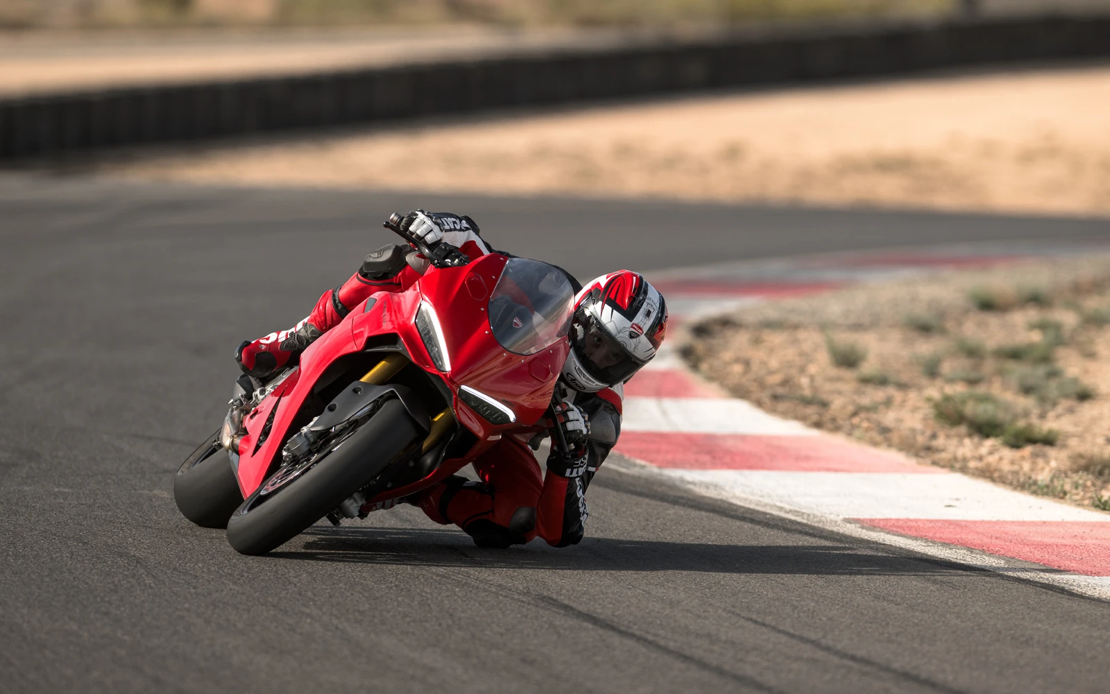ducati panigale v2 - Hình 3