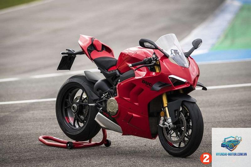 ducati panigale v4 - Hình 2