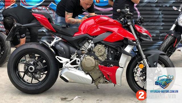 ducati streetfighter v4 - Hình 4