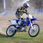 Motocross Là Gì? Khám Phá Bộ Môn Thể Thao Mạo Hiểm Đầy Cảm Hứng motocross là gì