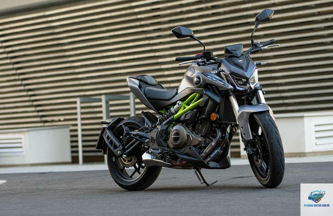 qjmotor srk 400 - Hình 3