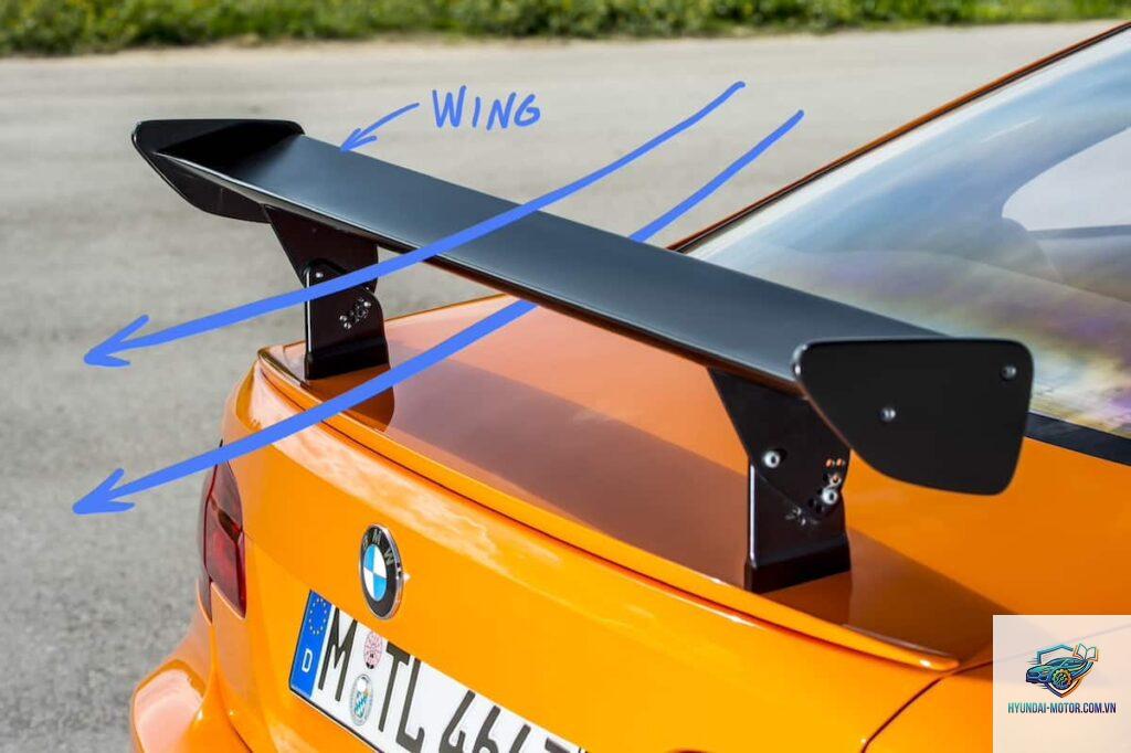 rear wing là gì