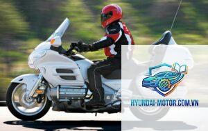 sport touring là gì