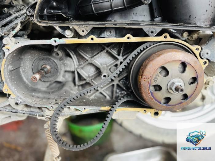 xe ga bị rung nồi khi đề pa - Hình 1