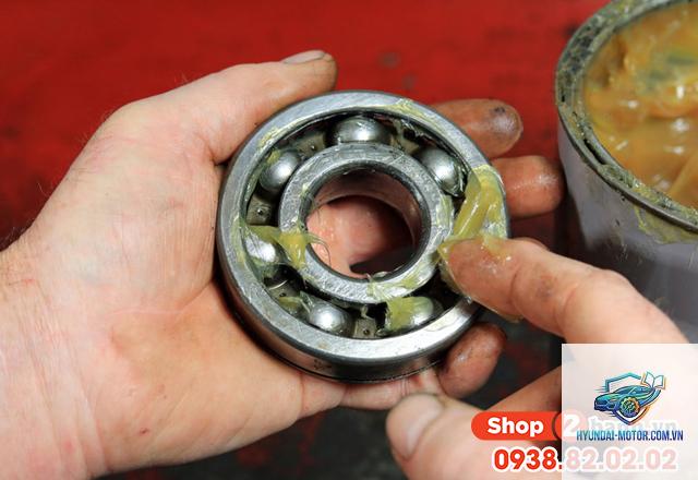 xe máy bạc đạn bánh sau bị hỏng - Hình 5
