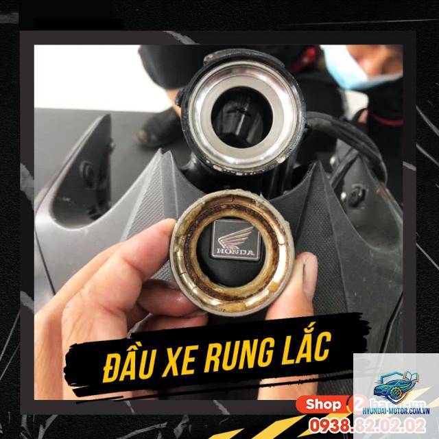 xe máy bạc đạn cổ bị rơ