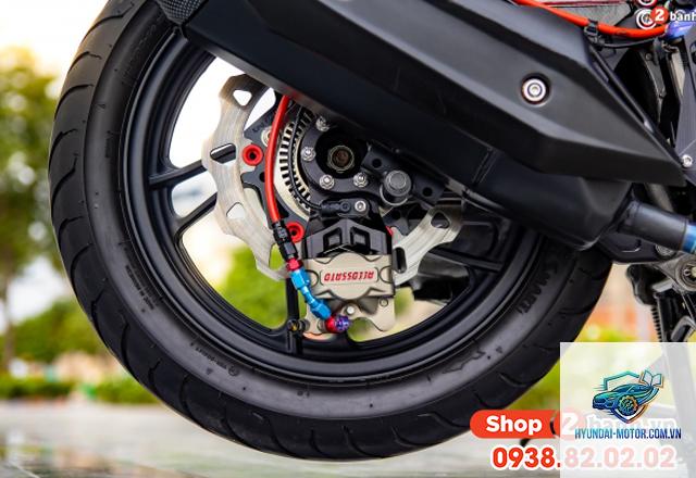 xe máy bánh xe bị bó - Hình 4