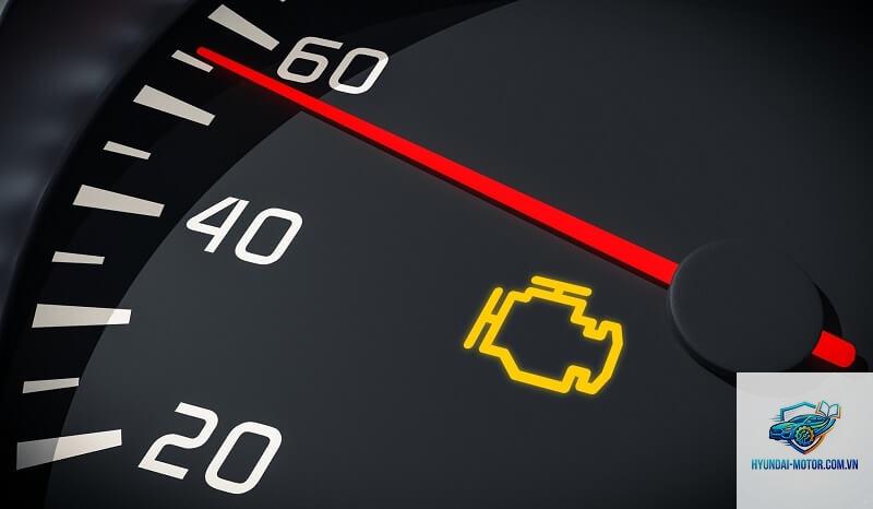 xe máy báo lỗi động cơ